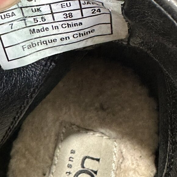 Ugg Australia 1008677 Demi Black Leather Side Zip Ankle Boot Womens Size US 7 - Picture 10 of 12